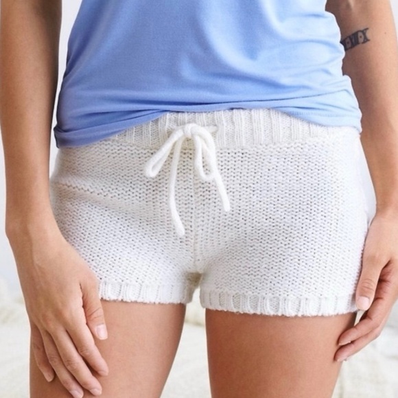 aerie Pants - Aerie Knit Off White Shorts | Size Small